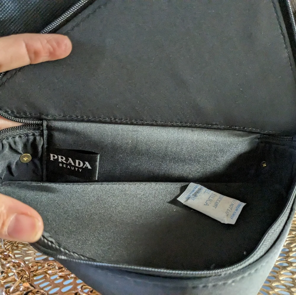 Prada - Picture 10 of 10